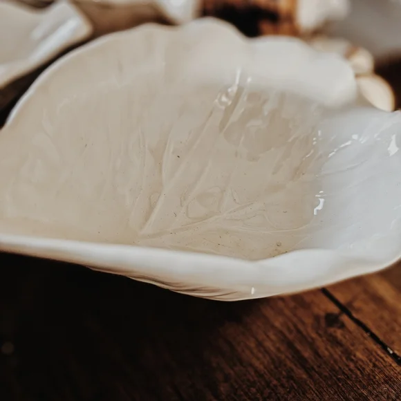 Vintage Handmade Set Of White Cabbage Ceramic Bowls - Picture 6 of 6